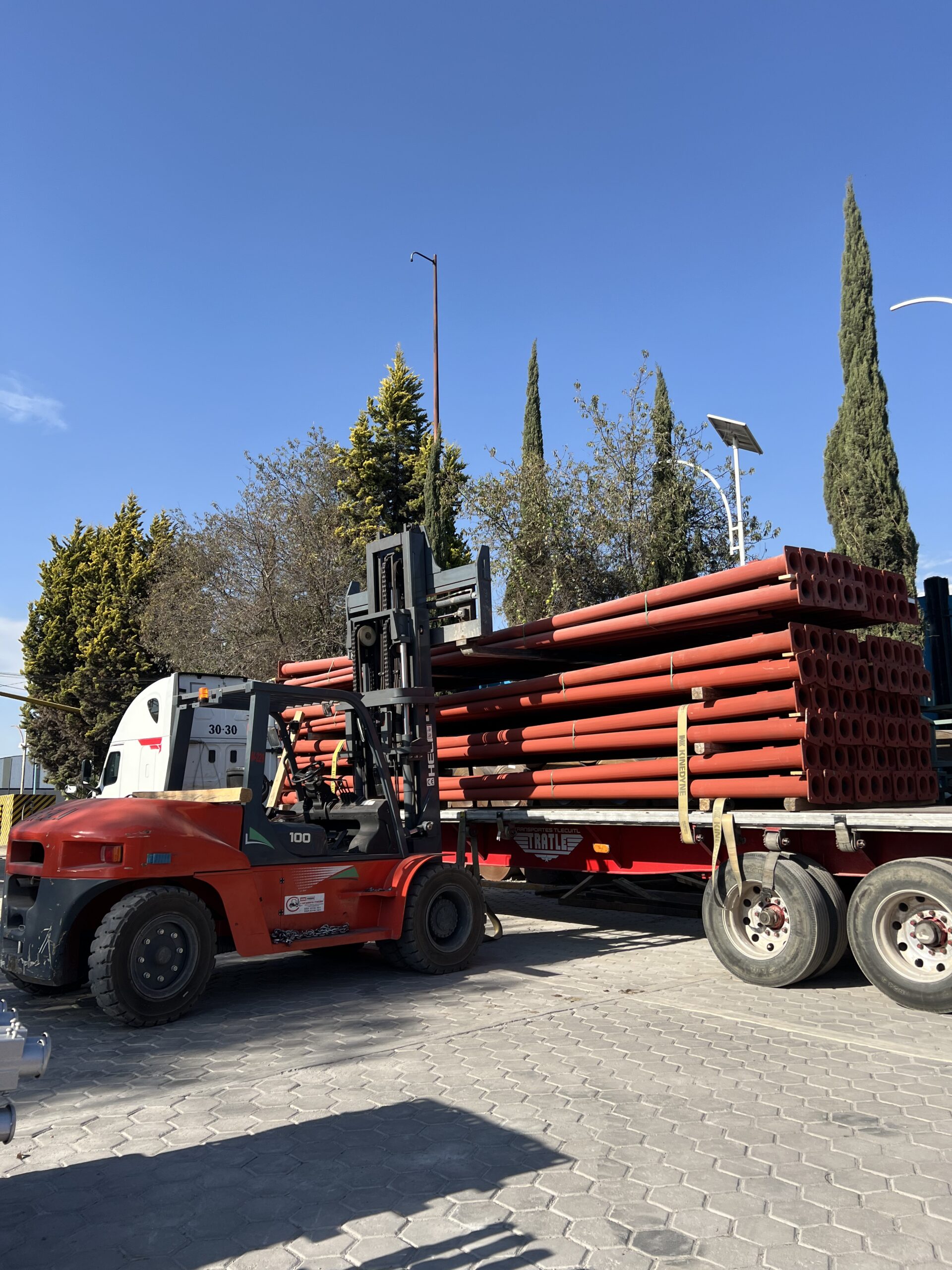 Postes para Alumbrado Público